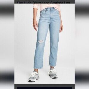 Sky High Distressed Straight Leg Jeans With Washwell